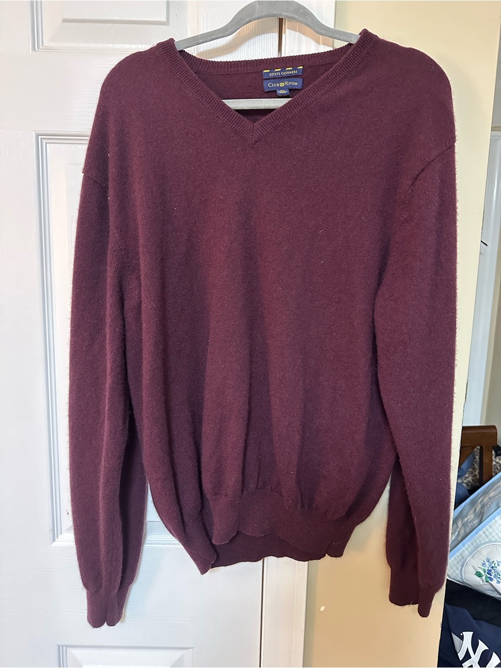 Club Room Men's V‑Neck Sweater in Burgundy
